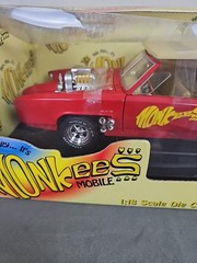 Vintagw The Monkees Monkee Mobile American Muscle 1:18 Die Cast Item 33150,NIB