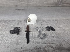 Action Figure Mixed Lot G.I. JOE Knife Gun Binoculars Weapon Helmet g78e
