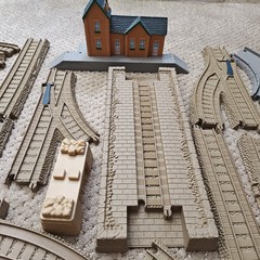 HIT TOYS Thomas The Train Trackmaster 2006 Mixed Track And Train Lot