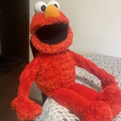 Sesame Street Love To Hug Elmo A4256 Mechanical Talks And Hugs Arms Move