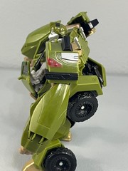Hasbro Transformers Prime 2011 First Edition Voyager Class Bulkhead