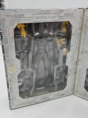 NO FIGURE- Bandai Saint Seiya Myth Saint Cygnus Hyoga Figure Missing Accessories
