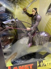 Hasbro Planet Of The Apes Thade With Battle Steed Action Figure 2001