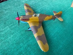 1:18 scale Hawker Hurricane MKIID Tropical Model Kit-Disassembled and Unpainted