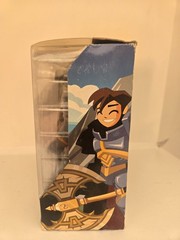 AdventureQuest Worlds – Artix the Paladin Collector Figure