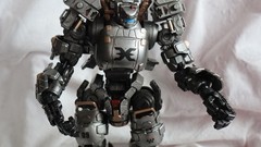 JOYTOY STEEL BONE 09 FIGHTING MECHA SILVER GUARDIAN 9″ Robot & Pilot t6