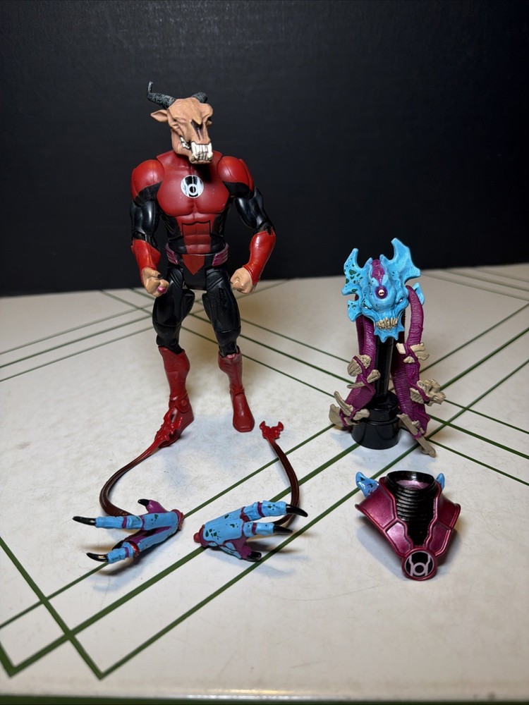 DC Universe Classics Green Lantern Wave 2 Skallox Nite Lik Red Mattel
