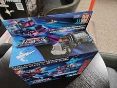 Transformers Legacy Velocitron Speedia 500 Collection: Scourge Action Figure