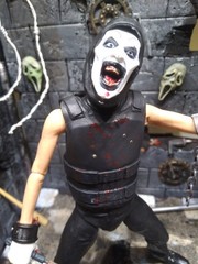 NECA CUSTOM DIORAMA Damien Leone’s Ultimate Art the Clown ” TERRIFIER ” RARE**