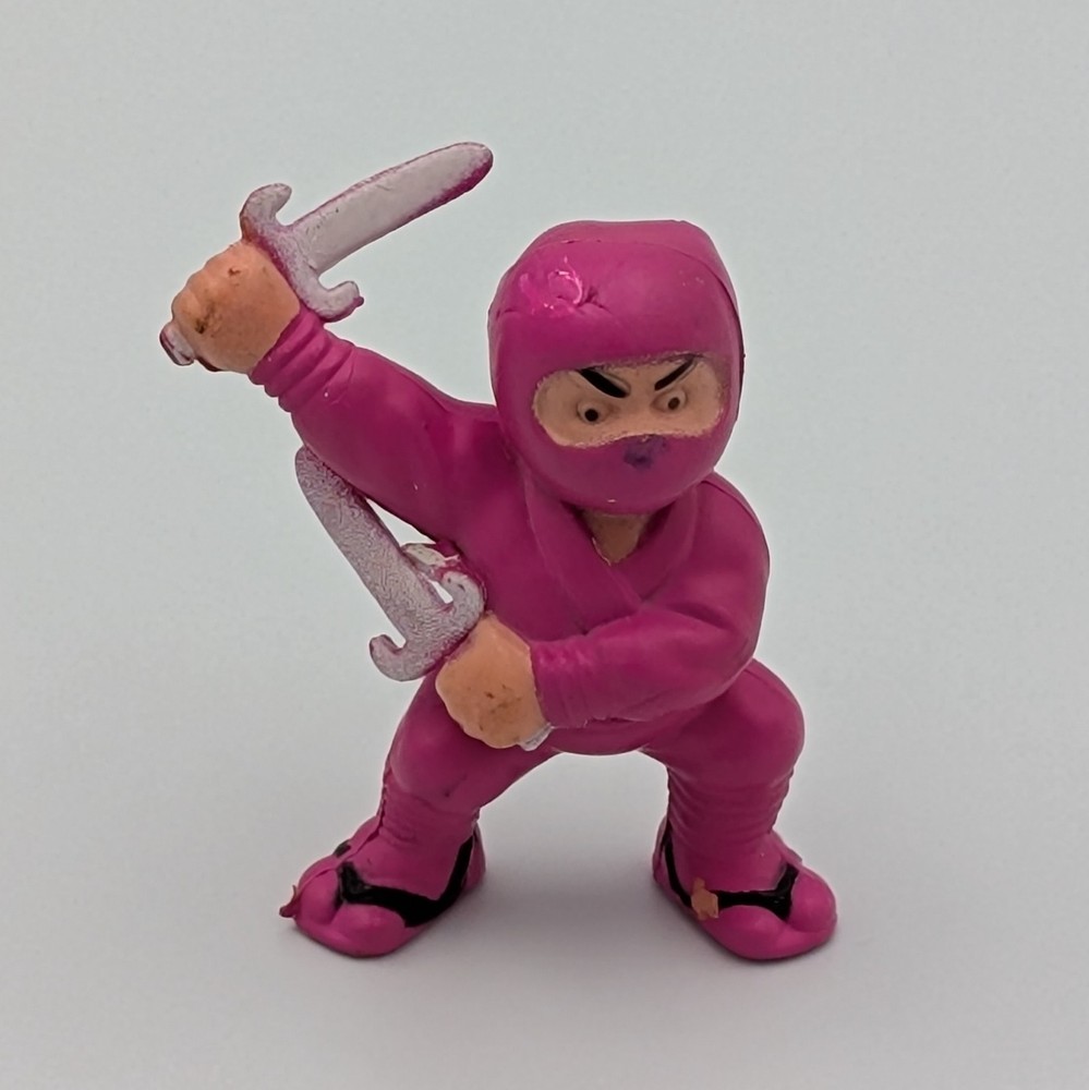 Soma Neon Pink Turban Ninja Figure with daggers 2″ Rubber Martial Arts 1986