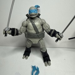 BST AXN Teenage Mutant Ninja Turtles Leo & Donatello Comic Black & White TMNT