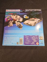 Hasbro Transformers Diaclone Universe Clampdown 5.5 inch Action Figure – F5761