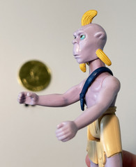 Vintage Kenner 1985 Star Wars Droids KEZ-IBAN figure Complete w/ gold Coin
