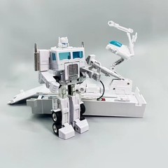 Transformers G1 White Optimus Prime Transforming Toy Figure K.O.Version NEW BOX