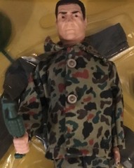 Deluxe Reading 1966 Topper Toys The Tigers 6.5″ Figure The Rock with Grenade