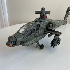 Unimax Forces of Valor Apache Attack Helicopter AH-64A Diecast 1:48 Action Ser