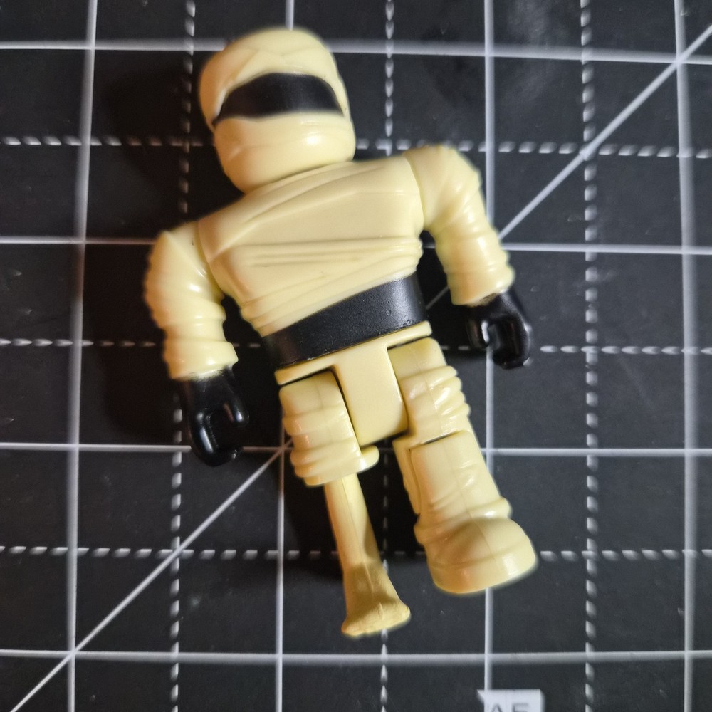 Jazwares LLC Roblox Jailbreak Museum Heist Cursed Mummy Action Figure 2.5″