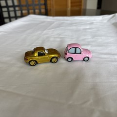 Disney Pixar Cars Lot Of 5 Die cast & Plastic Luigi Tia Chuki Stanley NICE!!