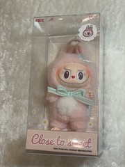 Popmart Labubu Mokoko Close To Sweet Pendant(PopLand Exclusive) [AUTHENTIC]