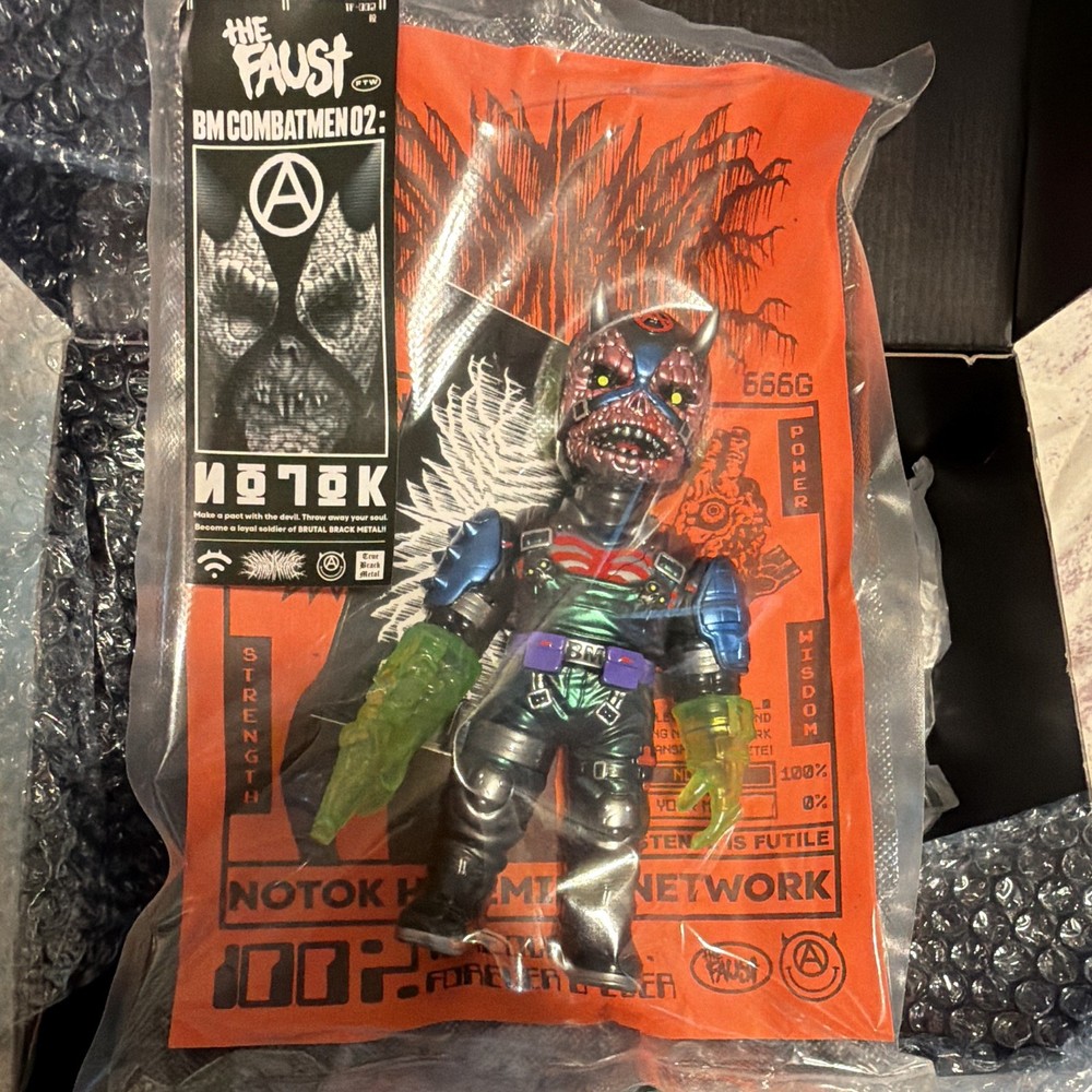 BrackMetal FAUST BM COMBATMEN02 NOTOK Sofubi Kaiju Japanese Vinyl- still sealed