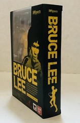 Bandai SHFiguarts Bruce Lee Yellow Track Suit Figure