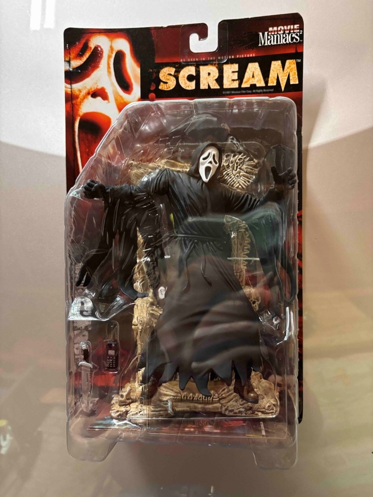 Scream Ghost Face Action Figure by McFarlane Movie Maniacs 1999