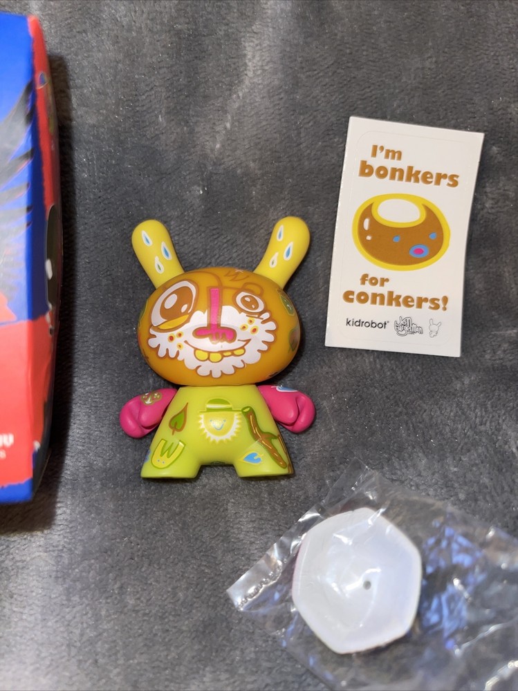Rainy Day Dunny by artist Jon Burgerman Kidrobot 2009 3” Missing Accessory