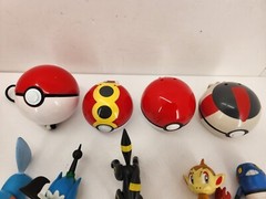 Large Pokemon Figure Lot. 7 Pokeballs, 11 Micros, 6 Minis, 1 Keychain