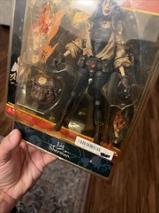 Liz Sherman Action Figure Hellboy Comic Mezco Toyz Mike Mignola 2005 Sealed NOS