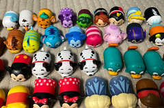 HUGE Lot of 138 Disney Tsum Tsum Vinyl Mini Figures Stackable MULTI SIZE