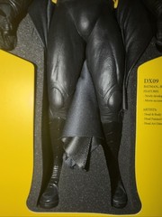 HOT TOYS BATMAN 1989 DX09 1/6 Scale Displayed By An Adult Collector Complete 🦇