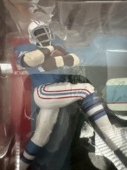 MCFARLANE NFL LEGENDS SERIES 3 OILERS HOF RB EARL CAMPBELL VARIANT FIGURE SEALED