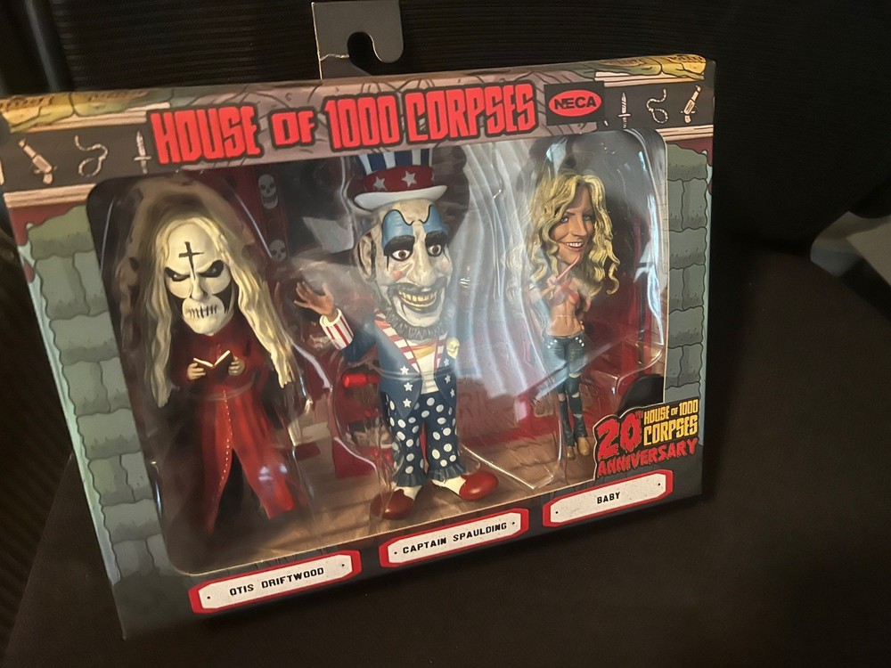 NECA HOUSE OF 1000 CORPSES 20TH ANNIVERSARY BIG HEAD 3 PACK OTIS SPAULDING BABY