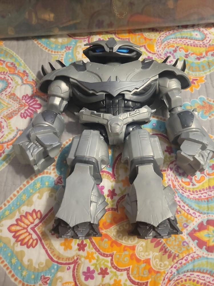 DC Multiverse Series Justice Buster CNC Figure Collect and Connect – BAF Batman
