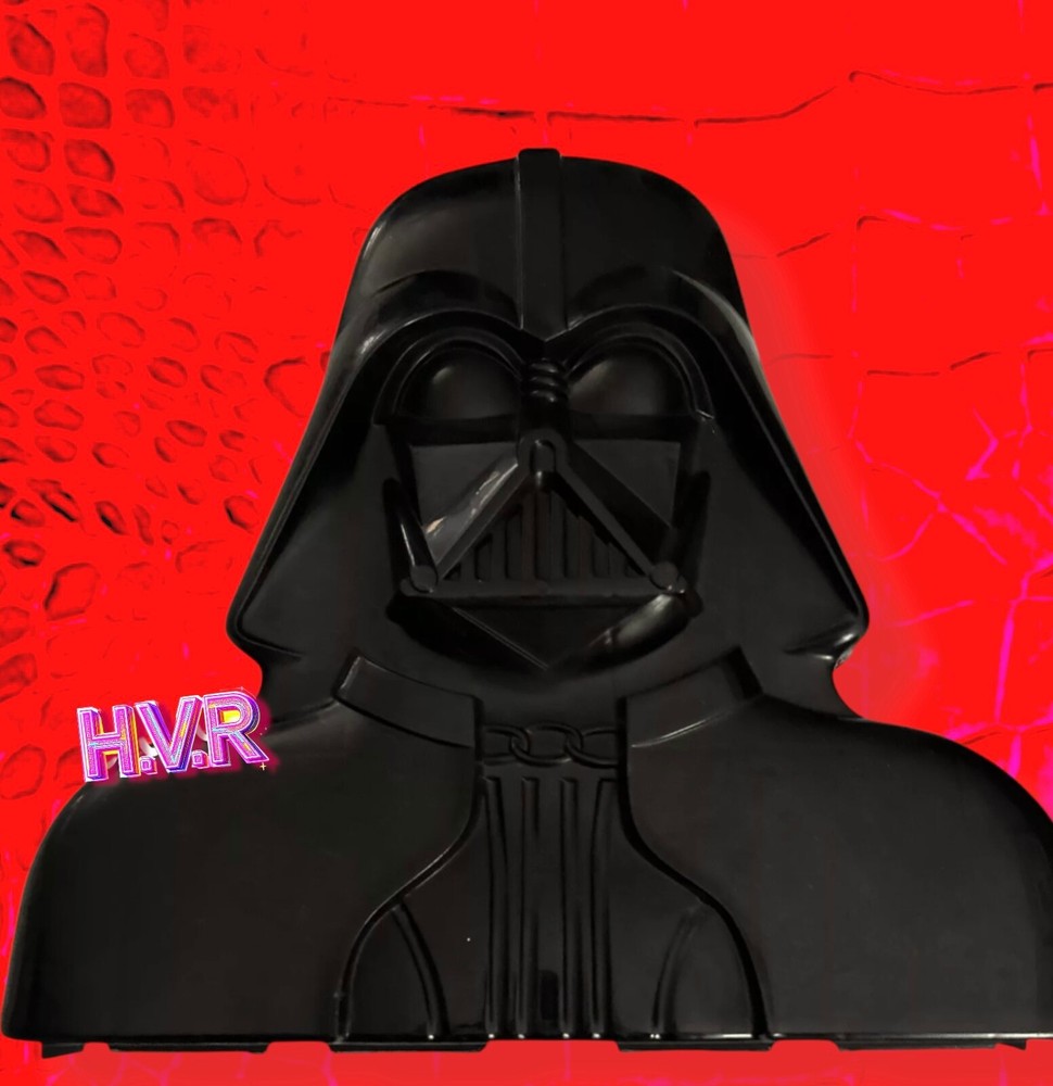 2004 Darth Vader Carrying Case W 3 Grab Bag Figures Unknown…