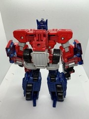 Transformers Classics Voyager Class Optimus Prime Hasbro Generations 2006