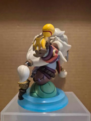 League of Legends Mini Statue Bard the Wandering Caretaker – No Box
