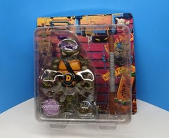 Mondo Teenage Mutant Ninja Turtles DONATELLO Soft Vinyl Figure (CARD CUT DOWN)