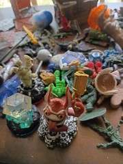 Huge Mixed Figure & Acccessoryy Lot,Skylander,Fortnite,Venom,Zombies, Plus Many