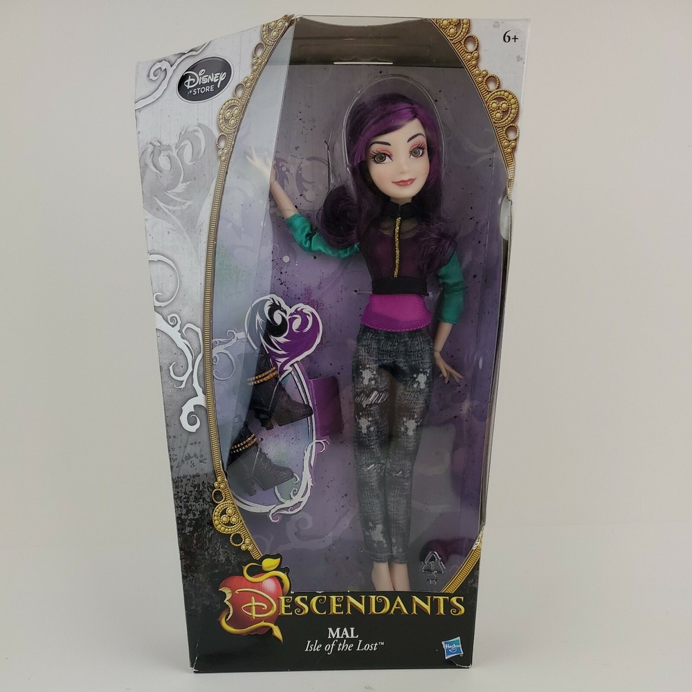Disney Store Exclusive Descendants MAL (Isle Of The Lost) SIGNATURE DOLL RETIRED