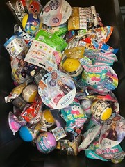 SURPRISE BLIND BAG RANDOM LOT Num Noms Roblox Minecraft Halo Marvel Freddy’s etc