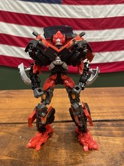Transformers Dark of the Moon – Ironhide Cannon force Action Figure