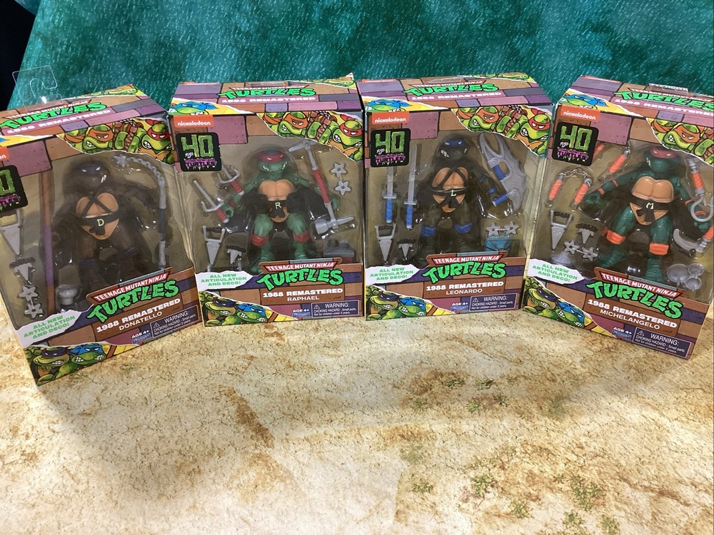 40 YEARS OF TMNT PLAYMATES sealed ALL 4 TURTLES 1988 REMASTERED LOT PV462622