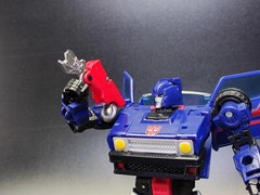 BDT studio BDT-44 weapon kits for Legacy Autobot Skids,in stock