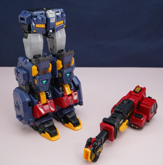 Metal Cardbot W 2 set SolidHorn and NightGriffon, Transforming Korean robot toy