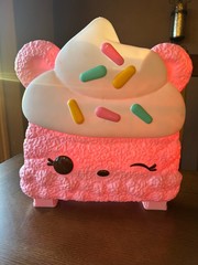Num Noms Collector Cake Case with Accessories