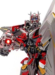 Holiday-Enlarged Version! OV-01 Sentinel Prime Diecast Figure/With LED Eyes Glow