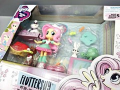 My Little Pony G4 Equestria Girls Fluttershy Pet Spa NIB Friendship Is Magic