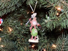 DISNEY AUTHENTIC MOANA XMAS ORNAMENT NEW NO BOX!