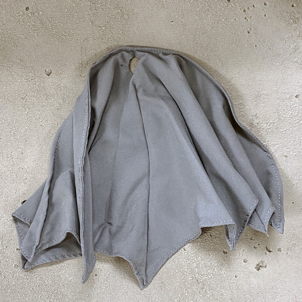 SU-MF-C-RTBAT: Grey Wired Cape for McFarlane Batman (Bat-Manga)